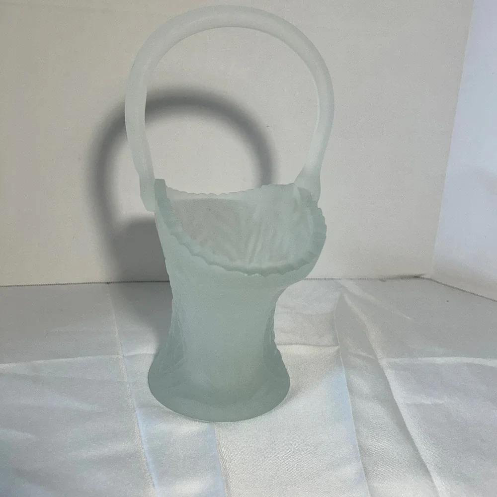 Frosted Glass Flower Basket Hobnail Rim Handle Elegant‎ Decorative Accent
